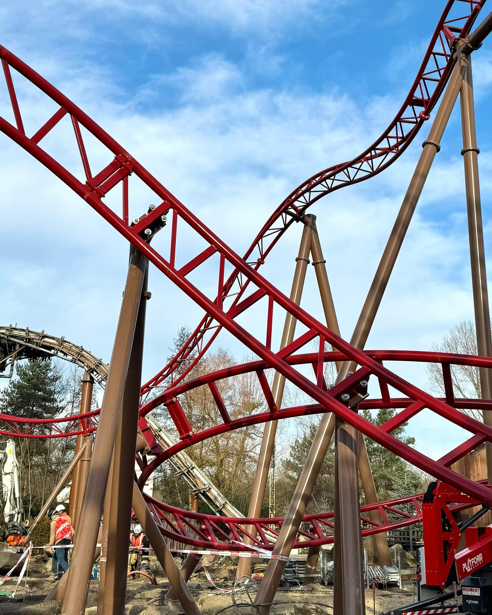 Parc Astérix z nowym rollercoasterem Cétautomatix i tematyczną restauracją