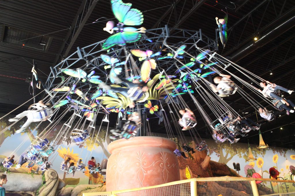 Dzbanowa Łańcuchowa. Ciekawa tematyzacja, można polatać z motylkami