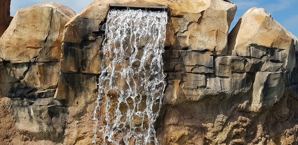 Najciekawsze elementy tematyzacji – sztuczne skały