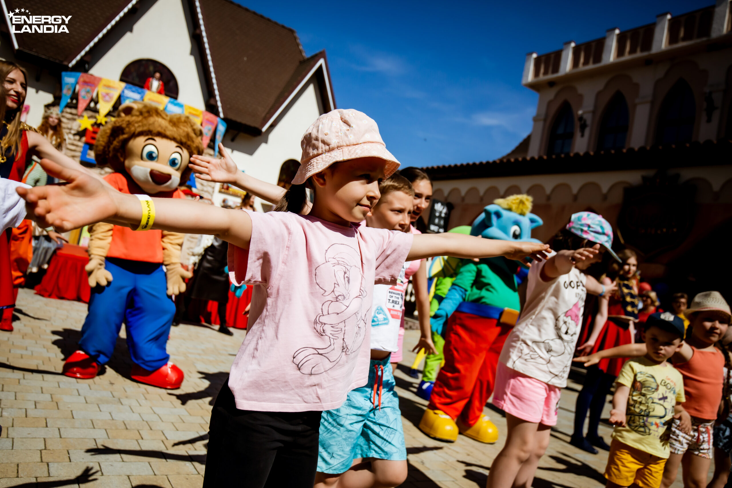 Niepowtarzalna przygoda pełna magii i atrakcji – sprawdź jak wyglądało Kinder Party w Energylandii!