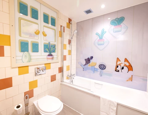 pokój hotelowy Bluey
