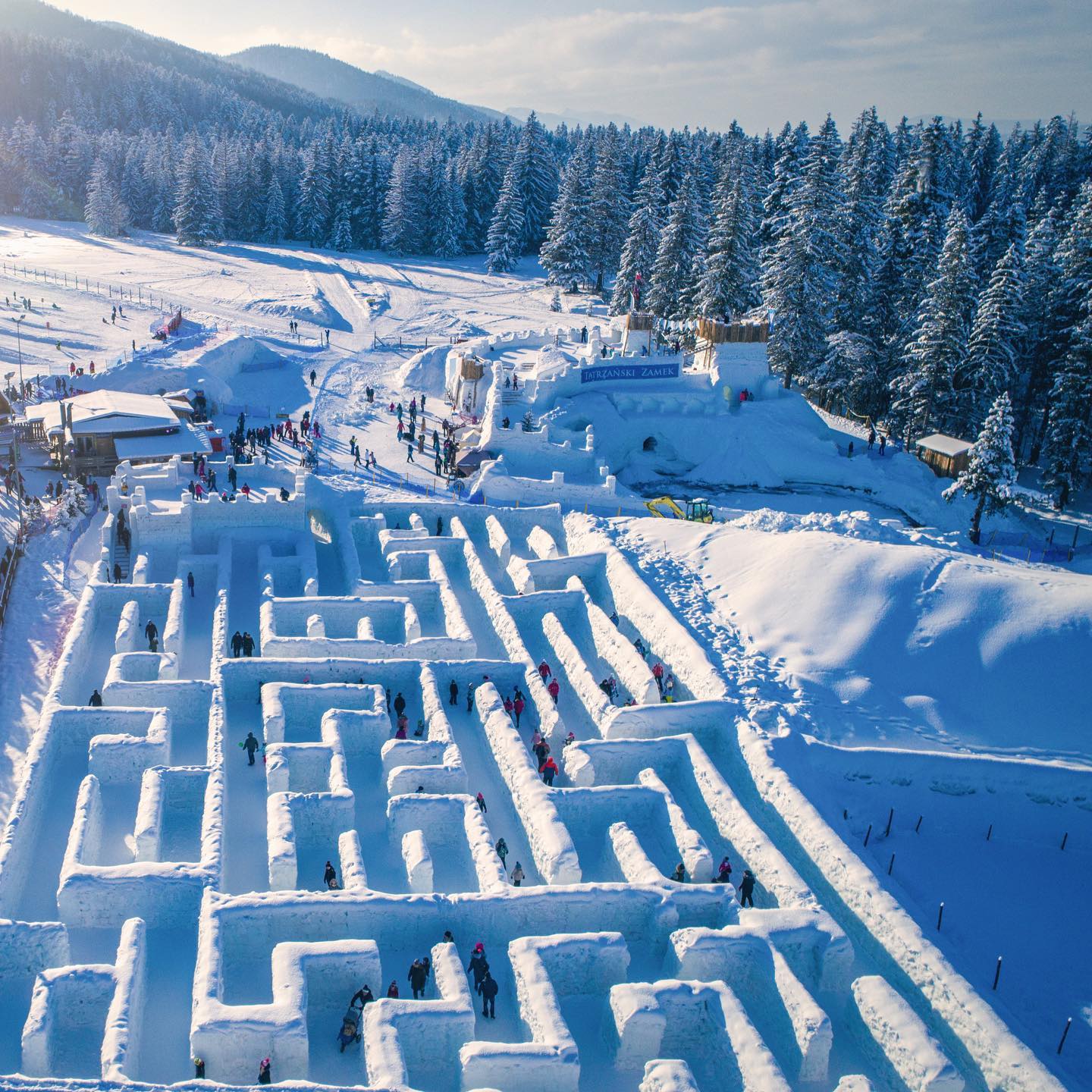 Trwają przygotowania do otwarcia Snowlandii w Zakopanem