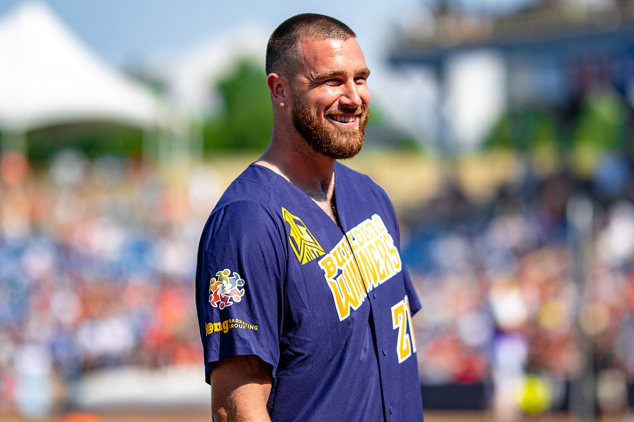 Travis Kelce ambasadorem parków rozrywki Six Flags