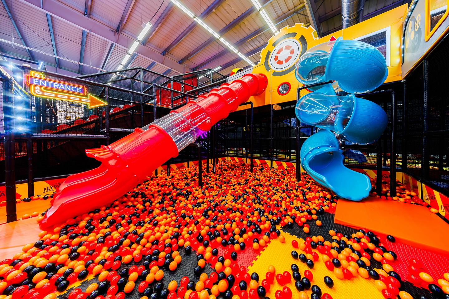 FlyPark Rzeszów strefa gamingowa