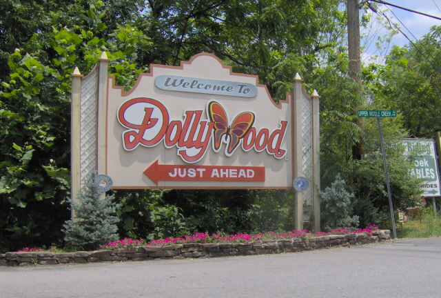 Dolly Parton - Dollywood
